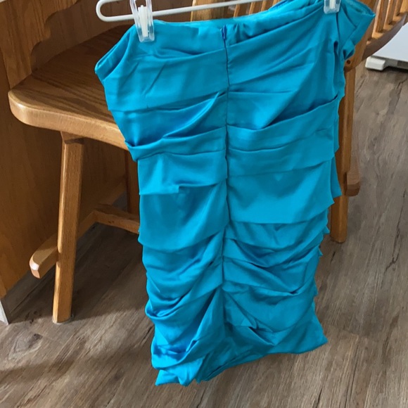 Blue strapless ruffled dress! - Picture 2 of 2